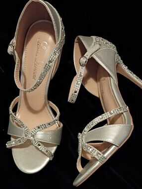 Lauren Lorraine Silver Rhinestone Open Toe High Heel Sandals Size 7.5